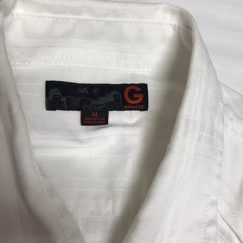 Guess button down top - Picture 7 of 8
